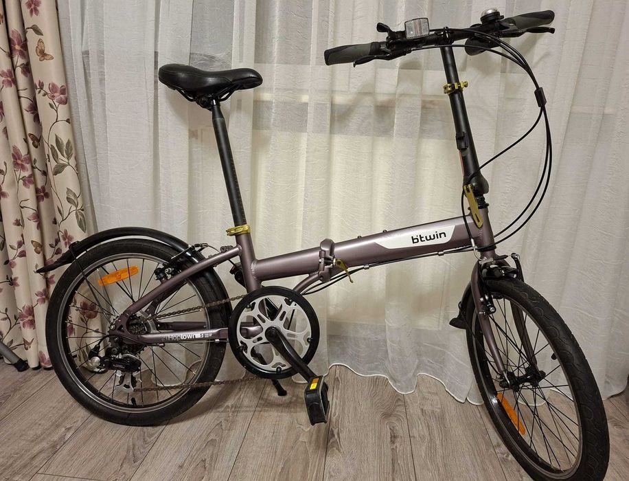 Vând bicicletă pliabilă, 20 inci