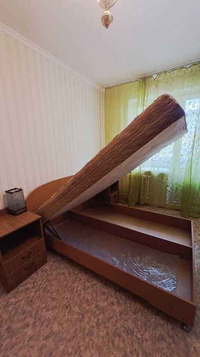 Продам тахту (кровать)