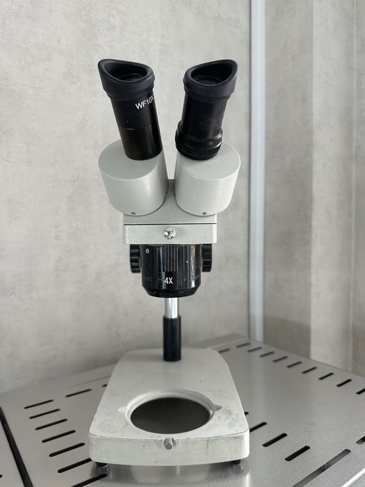 Микроскоп yaxun б/у