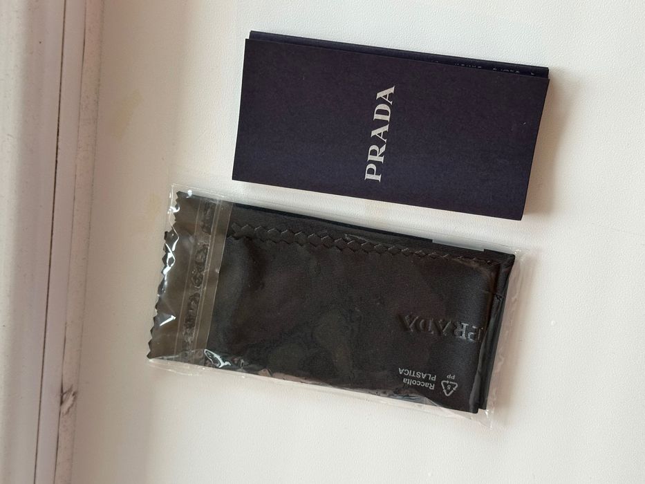 Слънчеви очила Prada PR17WS в черно