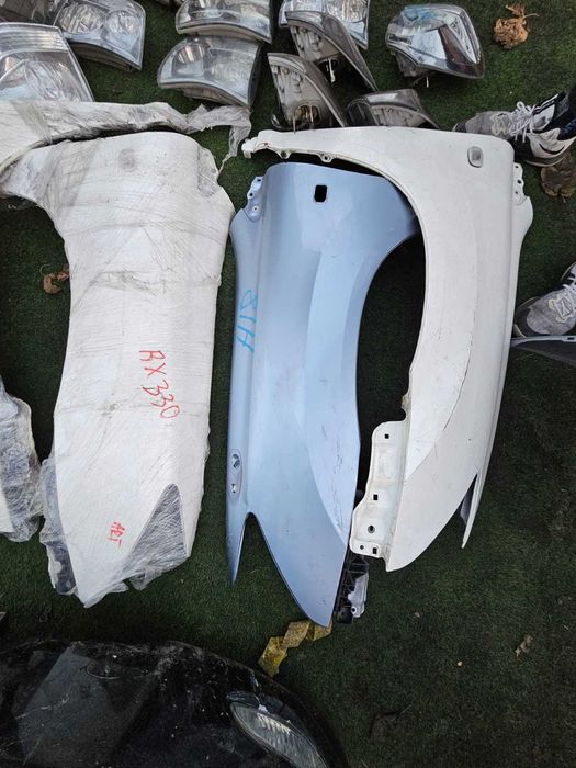 Крылья на Lexus RX330