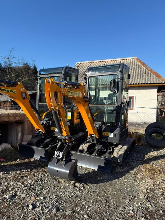 Miniexcavator MACAO STX22