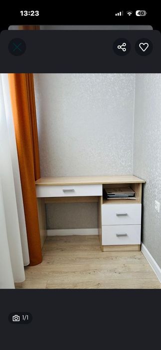 Стол писменный.  .