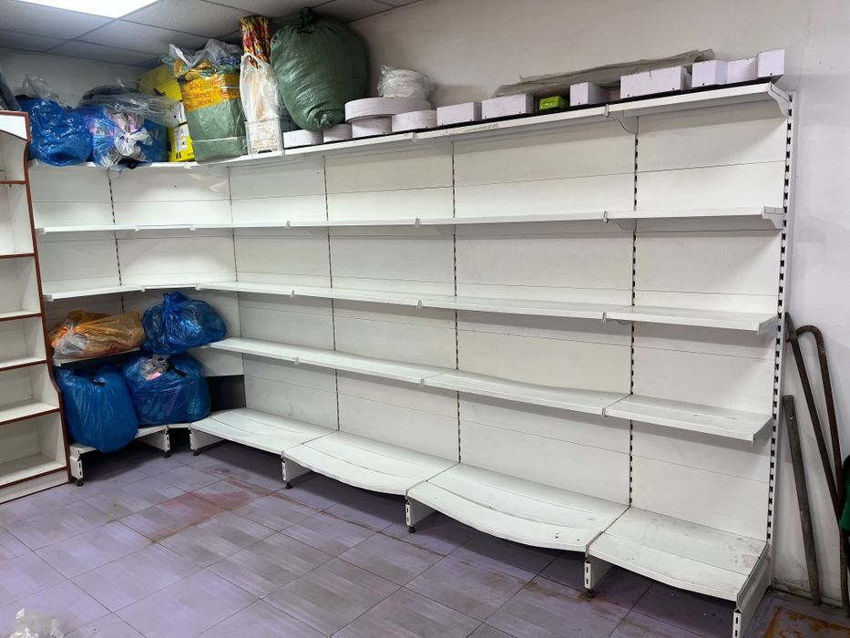 Продам стеллажи для магазинов