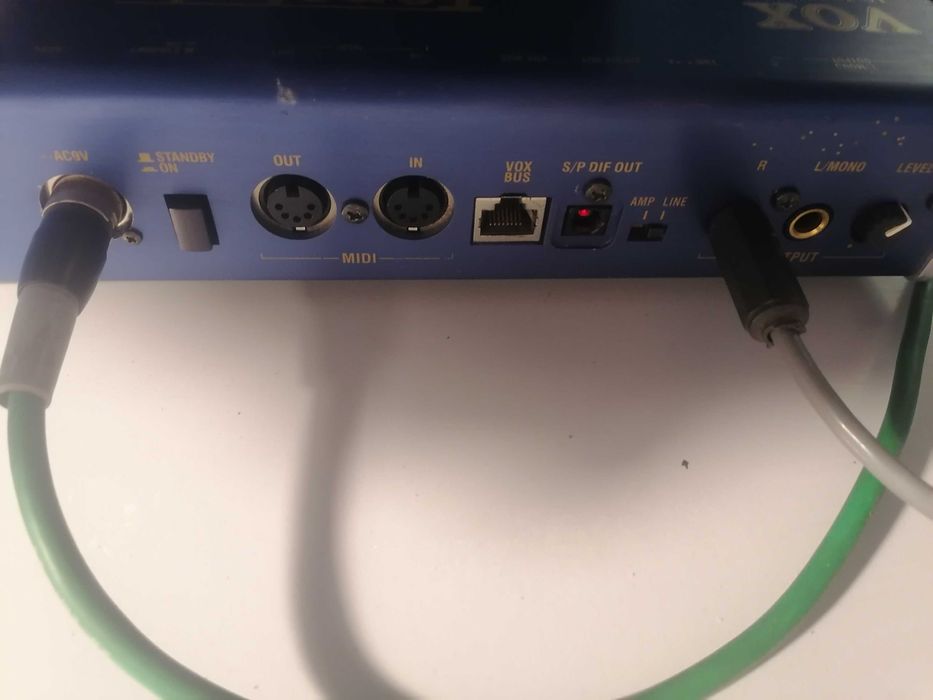 Лампов китарен процесор Vox ToneLab