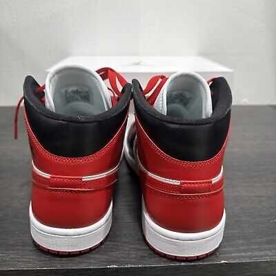 Air Jordan 1 Mid "White Red Black"