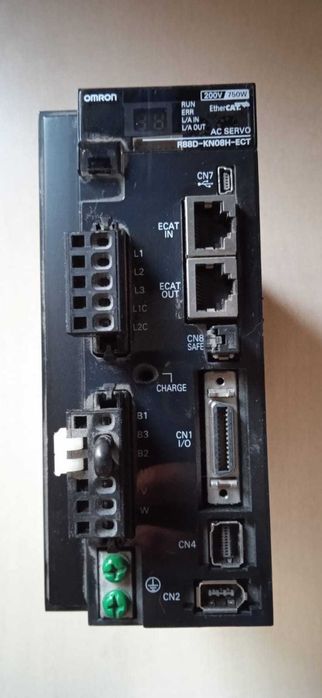 Продам Серводвигатель, Серводрайвер, блок питания OMRON.