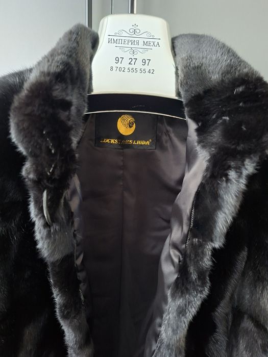 Продам норковую шубу