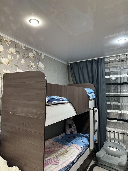 Продам двухъярусную кровать