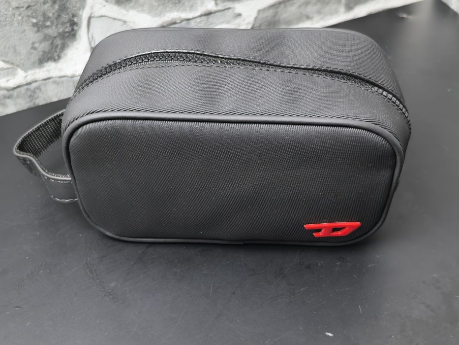 Diesel чанта тип несесер