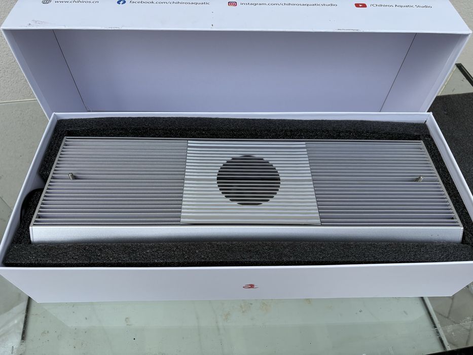 Lampa acvariu chihiros rgb vivid ii 10th edition 130w