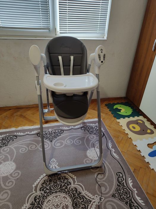 MAXI COSI :Бебешка количка 3в1,стол за хранене,гимнастика,гнездо,проходилка. ПАКЕТНА ЦЕНА: 400 €