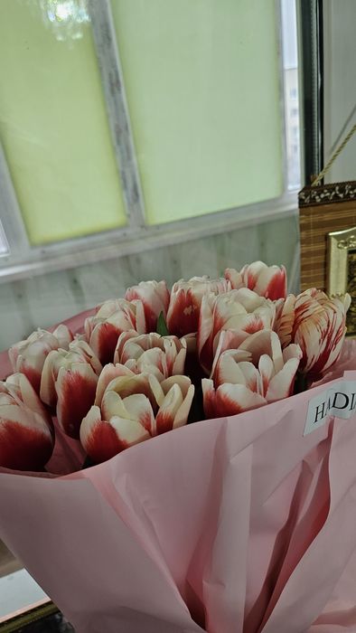 Букет цветов Тюльпан