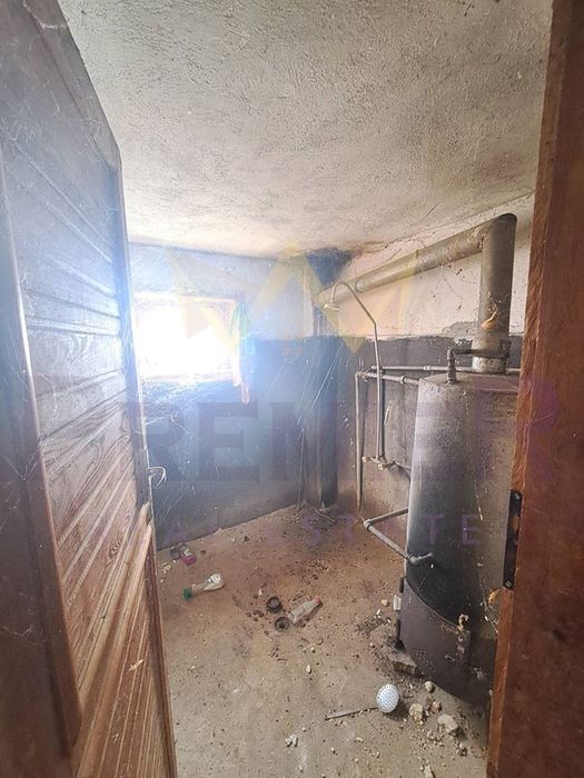 Продава се Къща в с. Гроздьово, Област Варна - 75 кв.м за 400 €/кв.м - Снимка #12