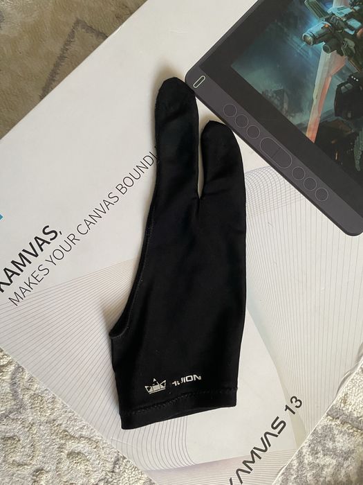 продаю графический планшет Kamvas 13