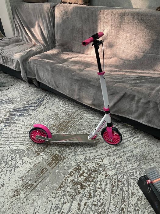 Детский самокат.