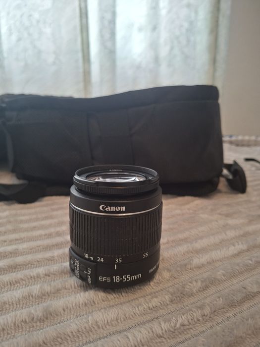 Aparat foto Canon EOS 600D + obiectiv 18-55 mm