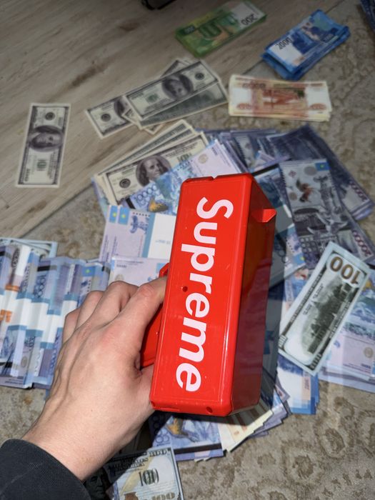 Денги сувенирные тенге евро доллор рубыл