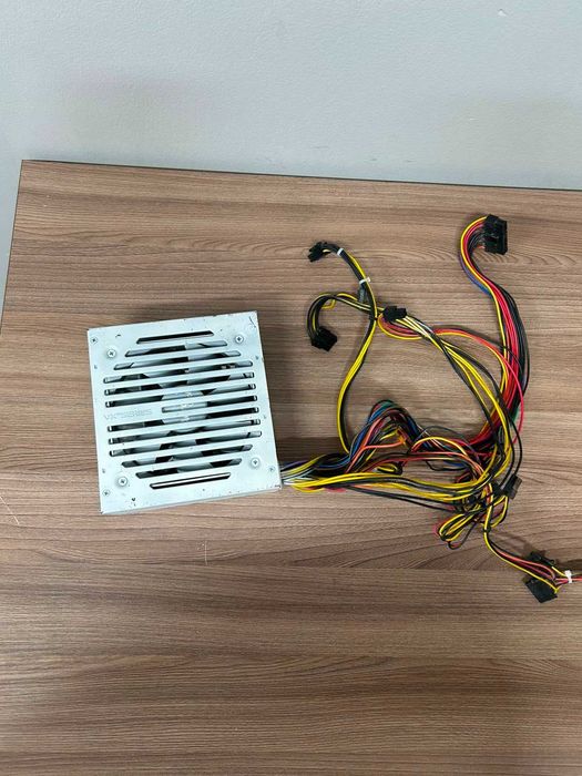 Белый Блок питания AeroCool