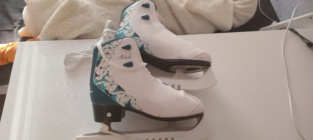 !СРОЧНО! Продам коньки