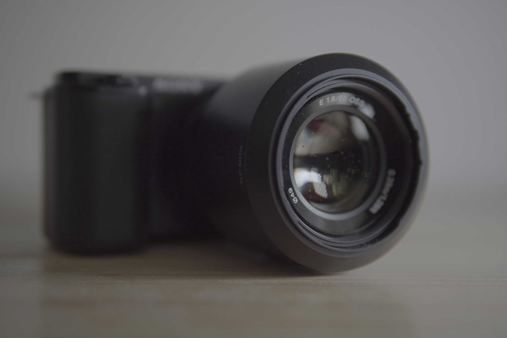Sony ZV-E10 + Sony 50mm f1.8 OSS