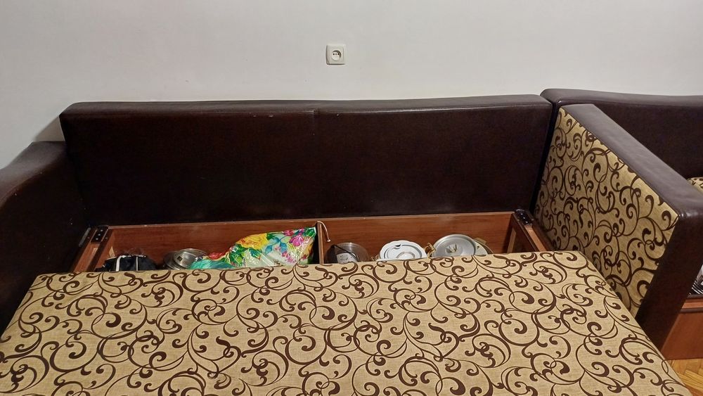 Продам диван б/у