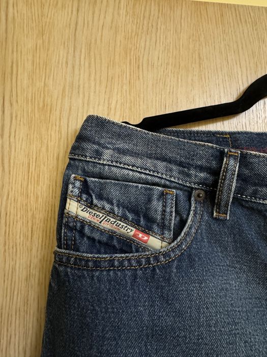 Vand blugi Diesel Straight Leg 1995 originali