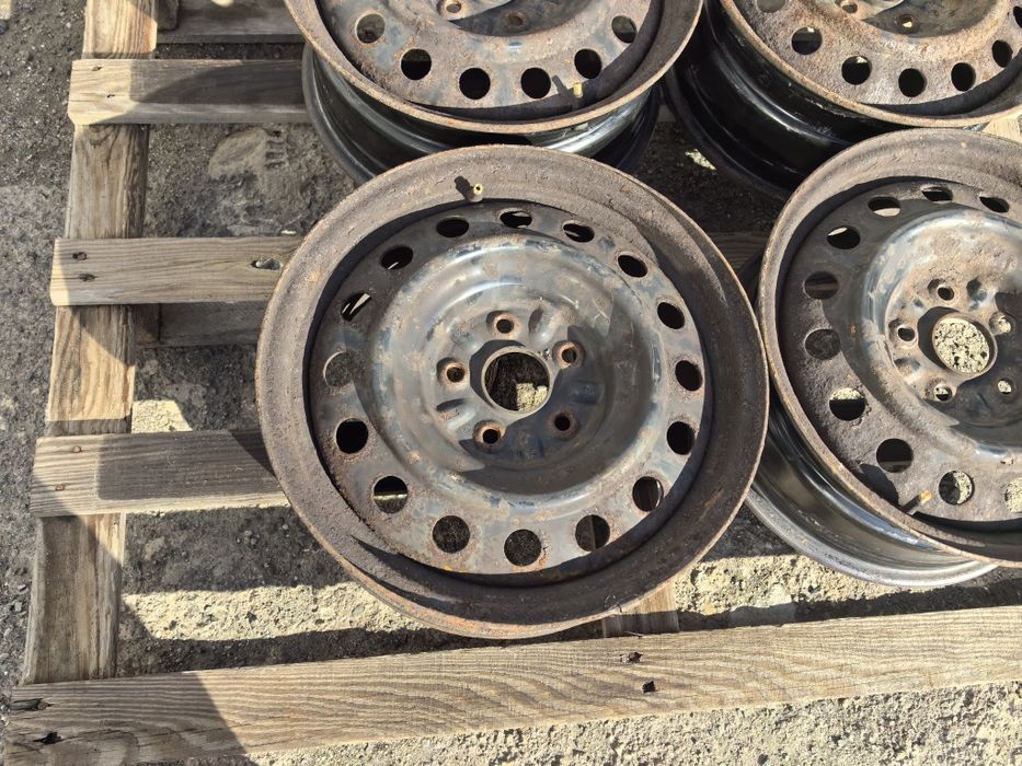 16 цола 5 х 114,3 мм Тойота - 6,5 инча / ЕТ 45 - ИМАТ РЪЖДА !