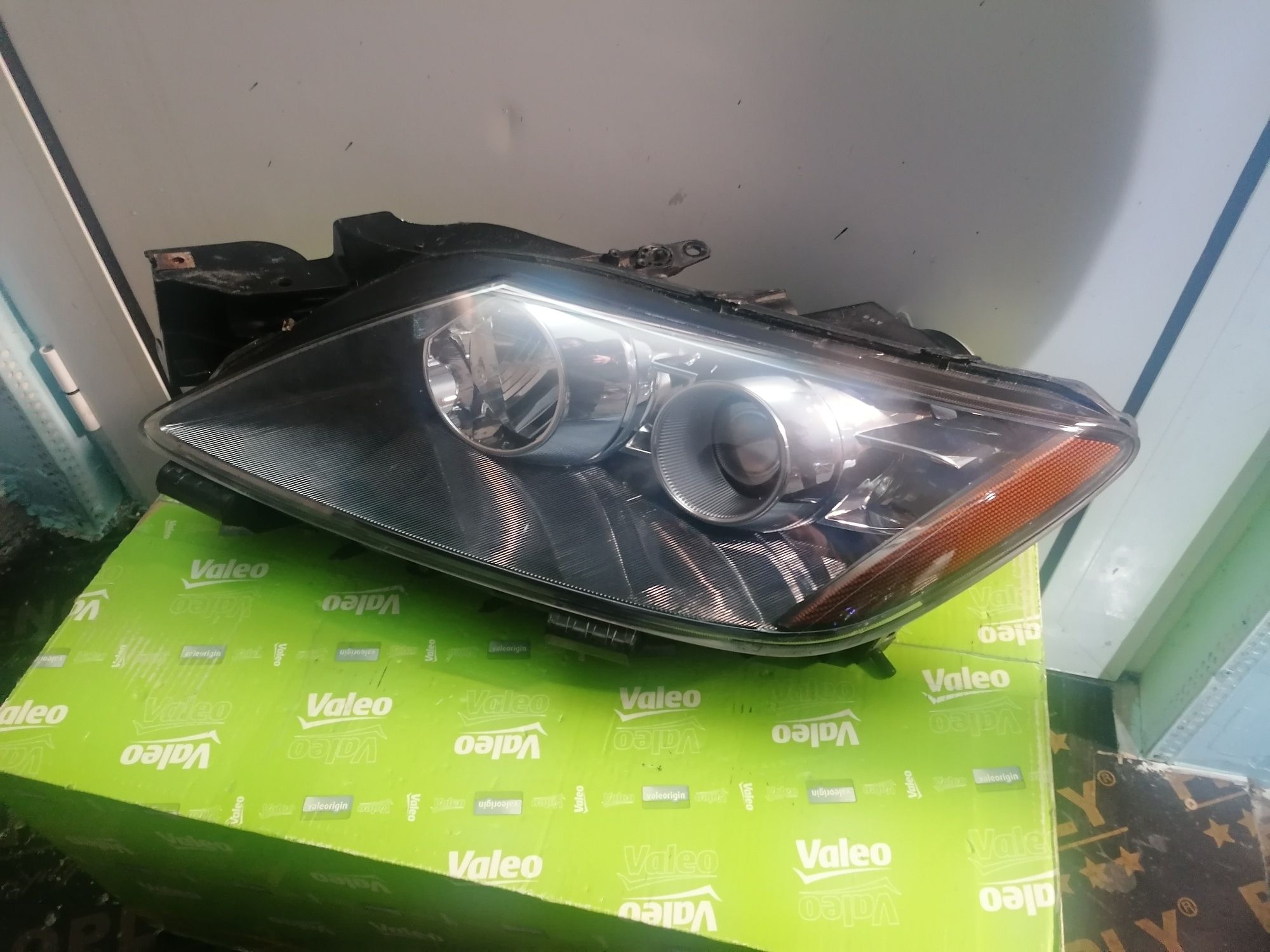 Фар Фарове за Мазда ЦХ-7 / Mazda CX-7 XENON. гр. Хисаря • OLX.bg