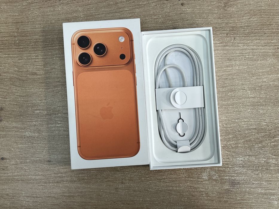 iPhone 17 Pro 256GB Перфектен Гаранция