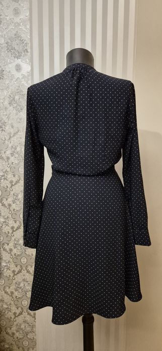 Елегантна рокля H&M