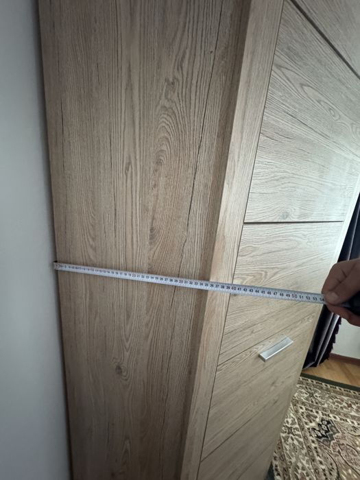 Срочно продам угловой шифонер