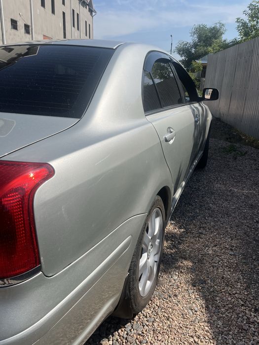 Продам Тойота Авенсис
