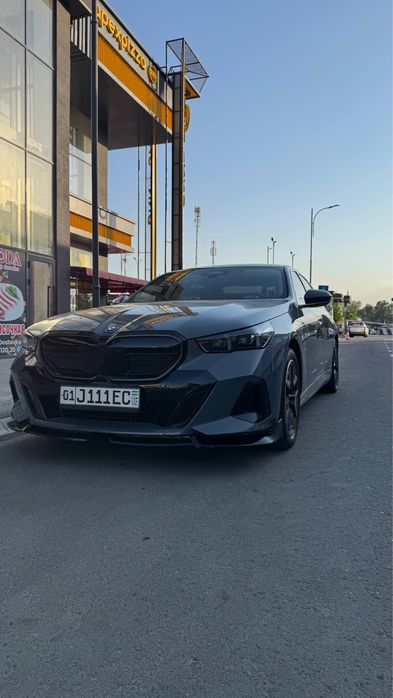 BMW i5 35l доп опиция