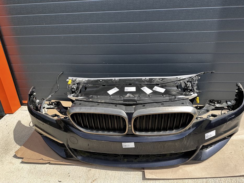 Bara trager M BMW seria 5 G30 G31 capota far