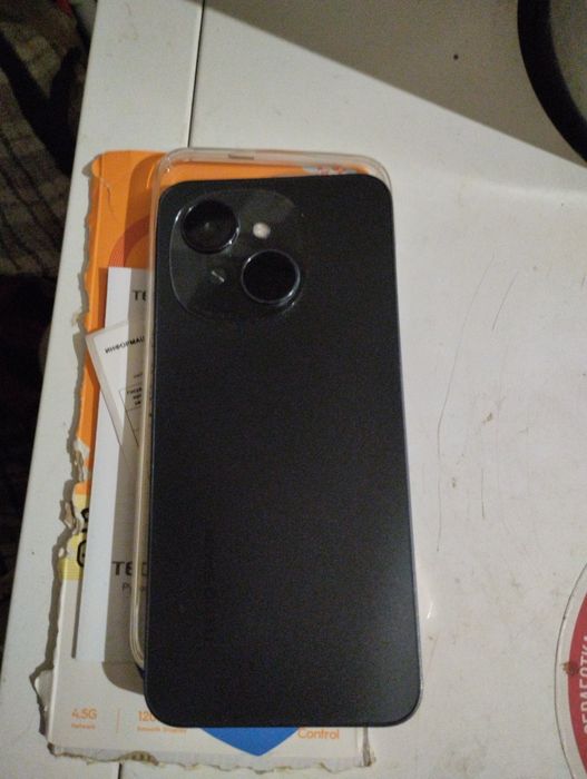 Продам телефон techno camon GO 1