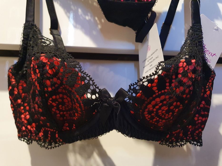 Провокативни Сутиен и прашки L'Agent By Agent Provocateur S-UK 32B