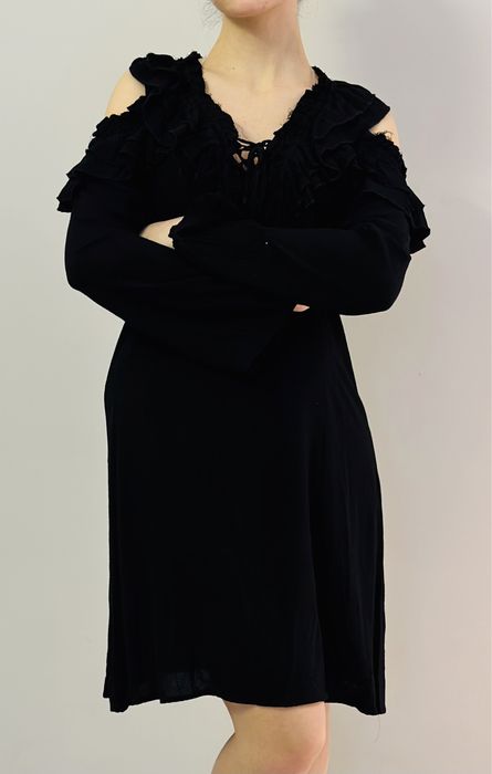 Платье с открытыми плечами Турция