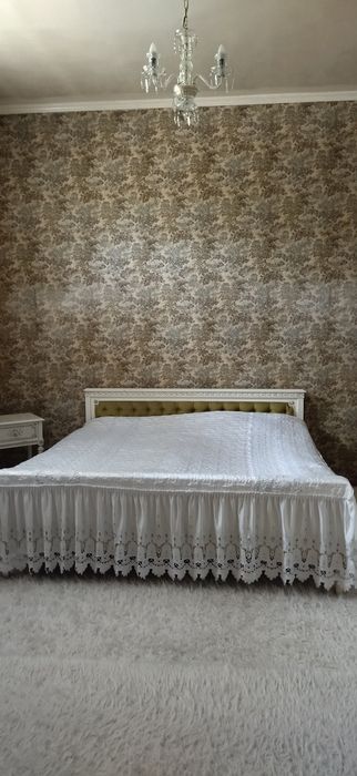 Манреса 5,7-соток срочно продаётся дом.