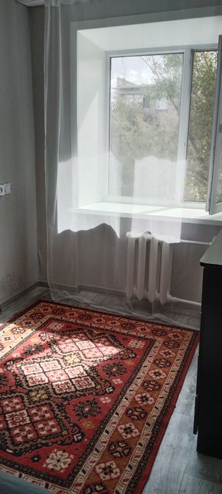 Продам ковёр недорого