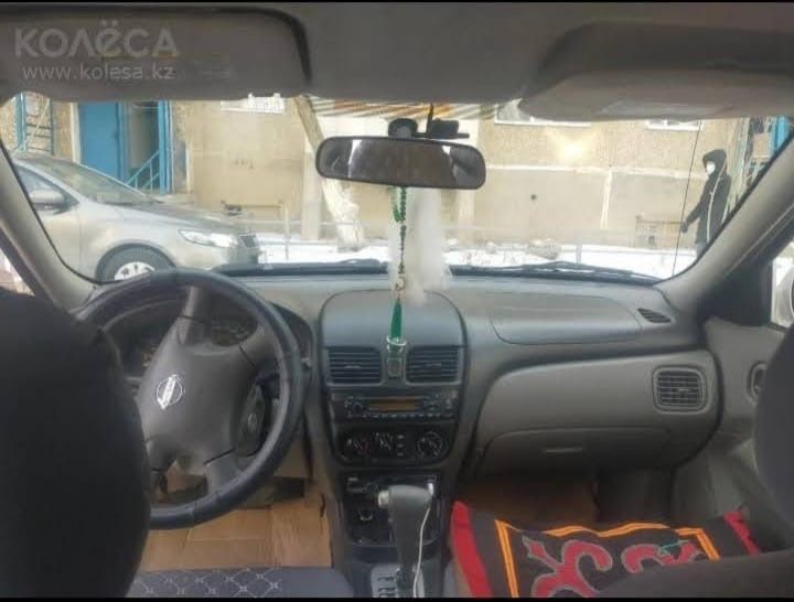 Ниссан Sentra 2005