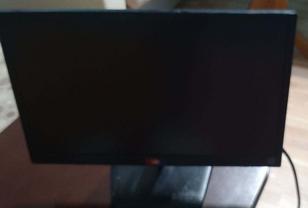 Продавам монитор  LG.