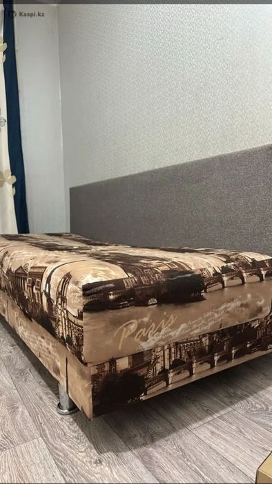 продается тахта в отличном состояний