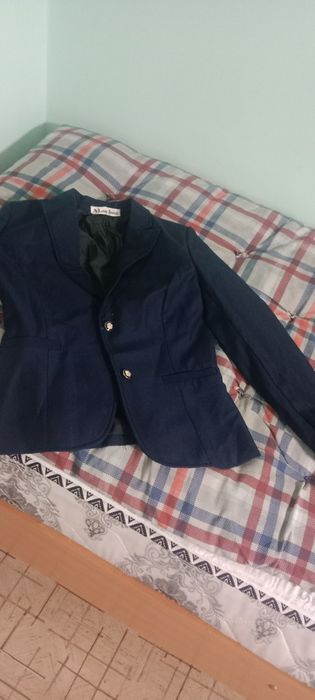 Продам школьный костюм, комплект на девочку