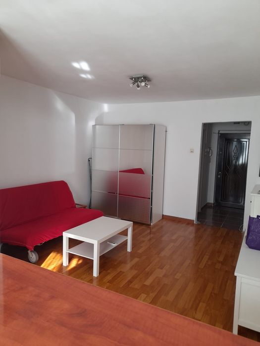Închiriez garsonieră Nicolae Grigorescu 320 Eur/luna