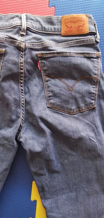 Blugi Levi Strauss XXS