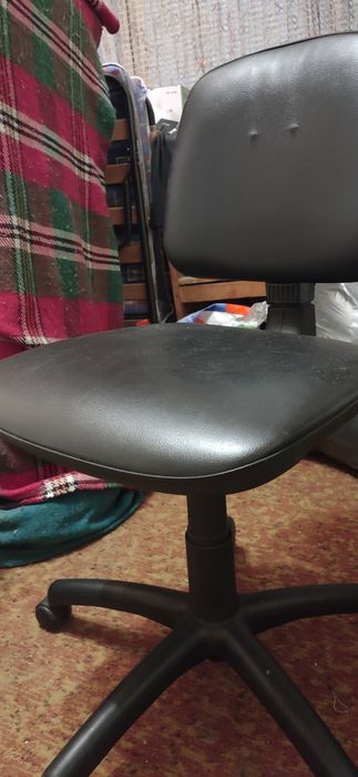 Офис стол посетителски 2-бр.-25лв