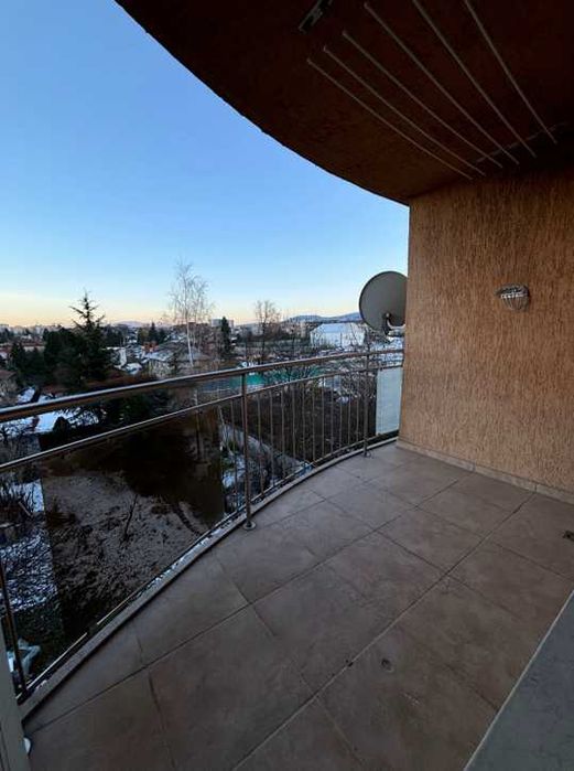 Дава се под наем Тристаен апартамент в София, Витоша - 113 кв.м за 899 € - Снимка #12