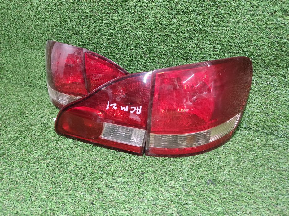 Toyota ipsum фонари