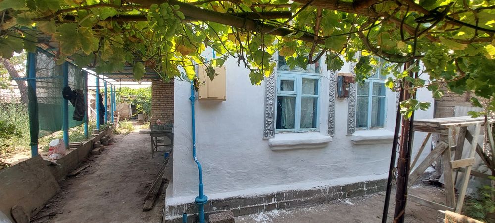 Дом в р-не интерната.